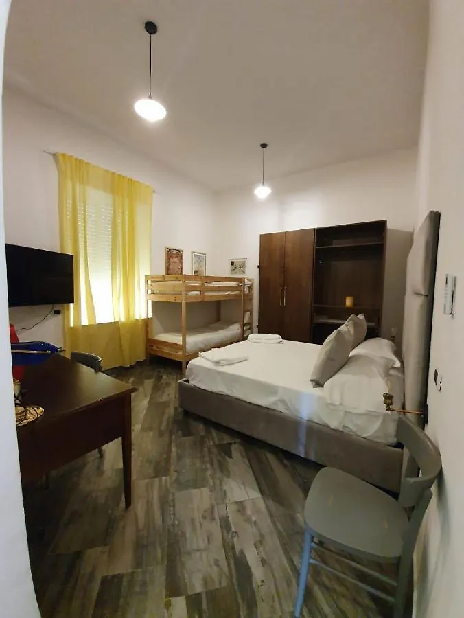 Bed and Breakfast Palazzo San Vincenzo Napoli 3*,